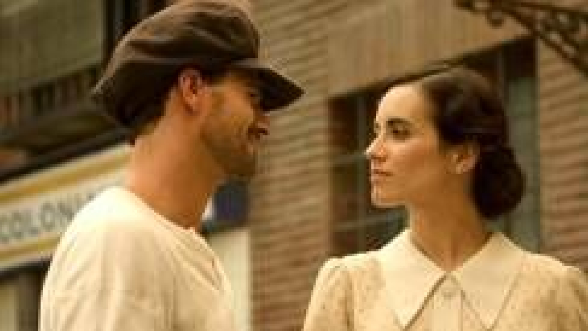 Imagen de los intérpretes protagonistas de la serie de RTVE