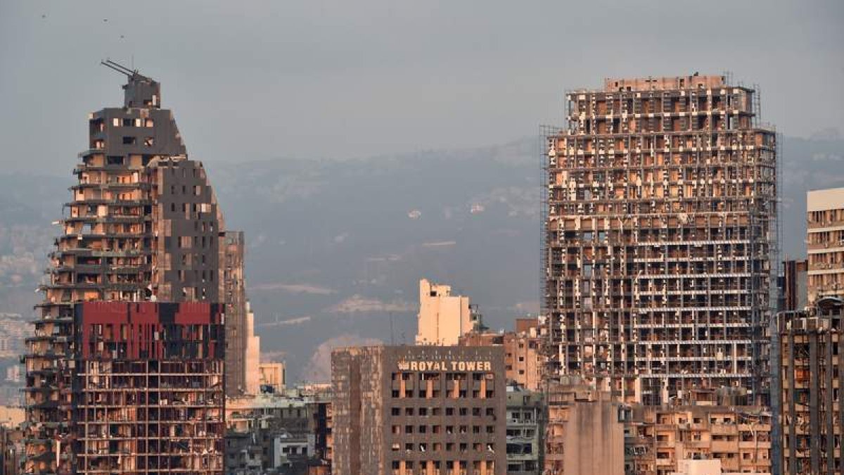 Vista de la ciudad libanesa de Beirut tras las explosiones del puerto. WAEL HAMZEH
