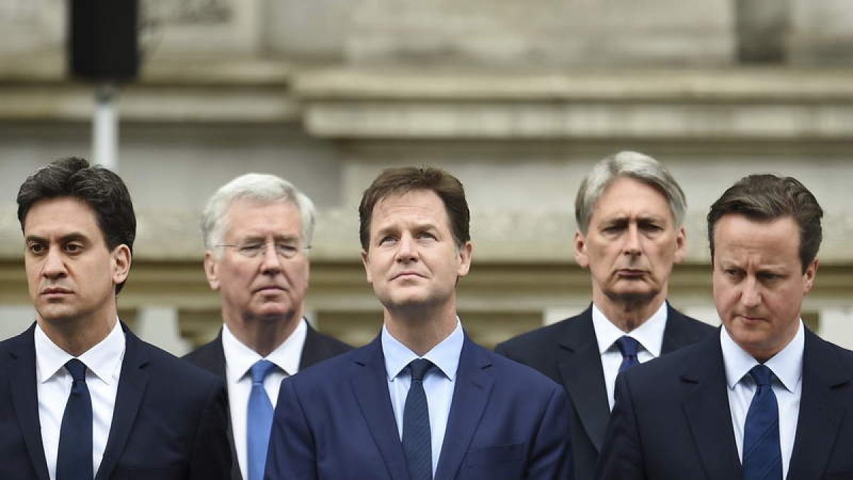El alcalde de Londres, Boris Johnson; Miliband, Fallon, Clegg, Hammond y Cameron, ayer.