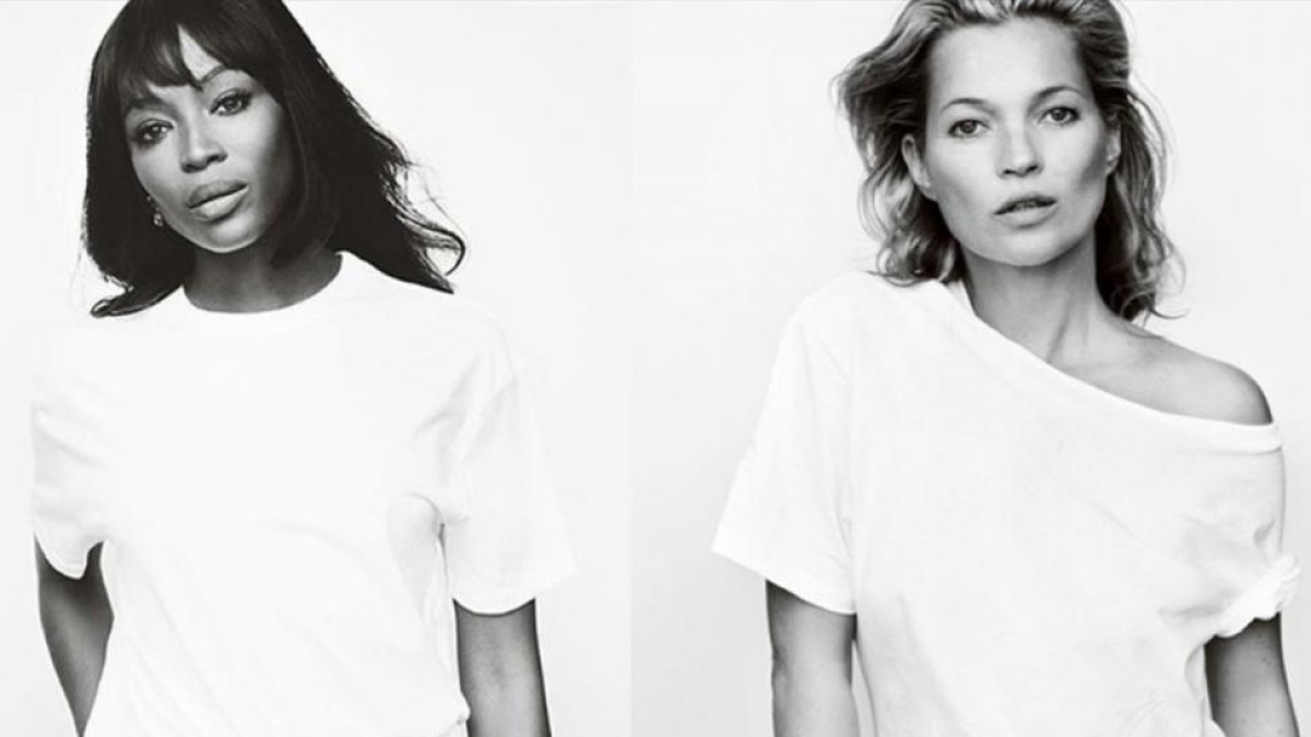 Naomi Campbell y Kate Moss, fotografiadas por Mario Testino para la campaña británica contra el cáncer de mama Fashion Targets Breast Cancer.