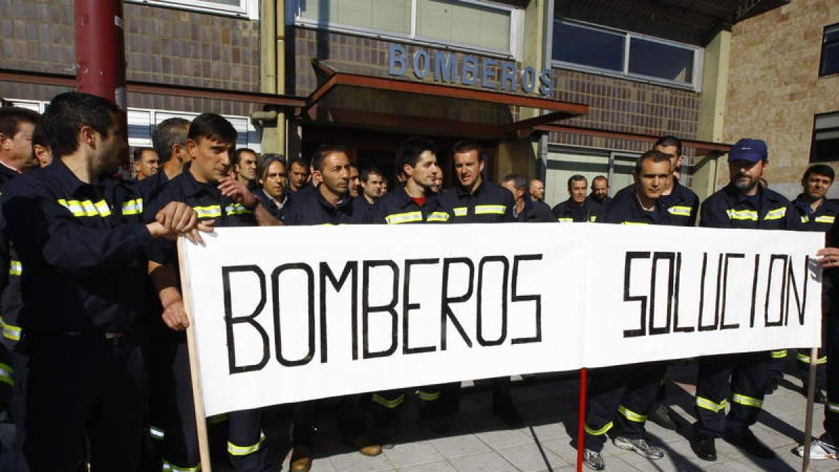 Bomberos de León en una manifestación anterior.