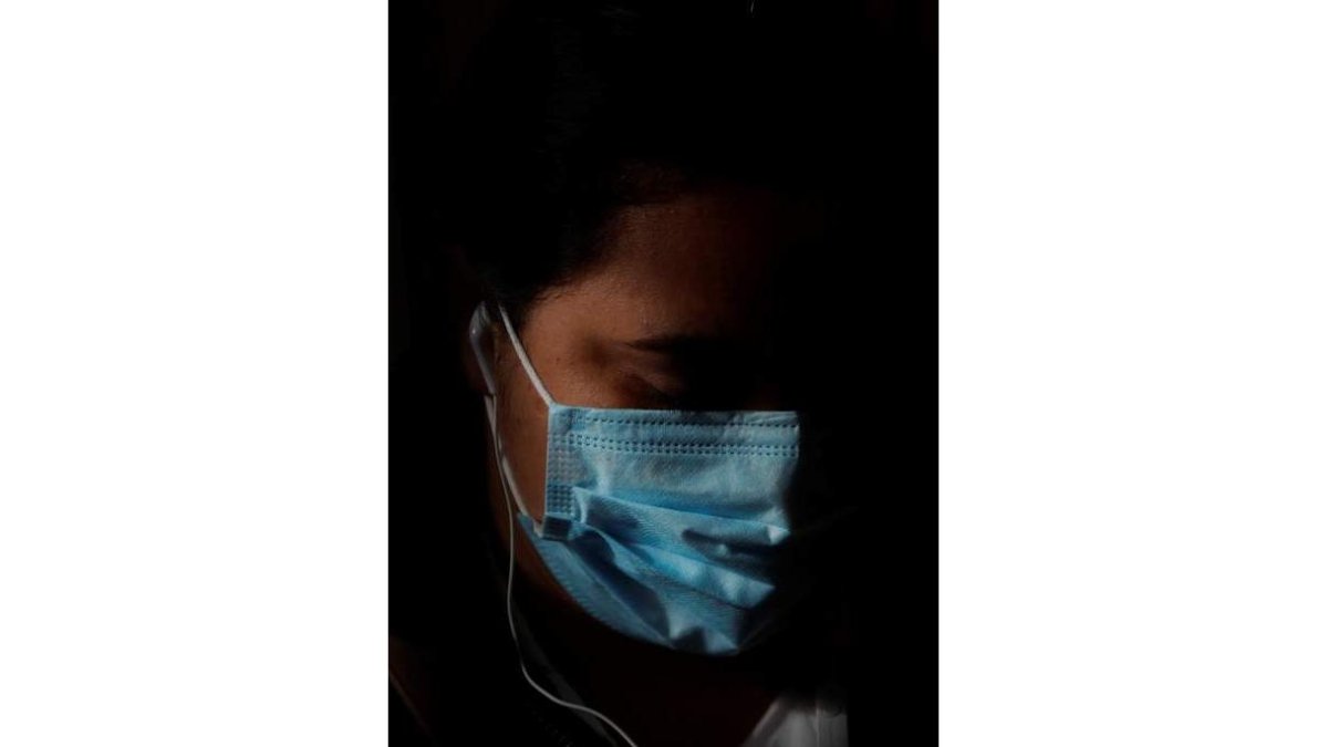 La mascarilla debería ser habitual con los virus. BIENVENIDO VELASCO