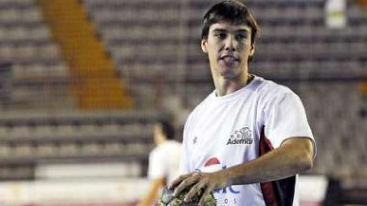 Mikel Aguirrezabalaga en un entrenamiento.
