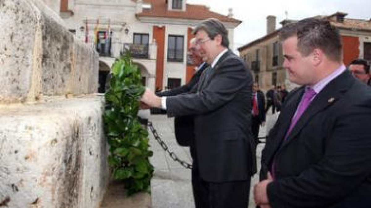 Fernández Santiago, durante uno de los actos de homenaje celebrados con motivo del simposio comunero