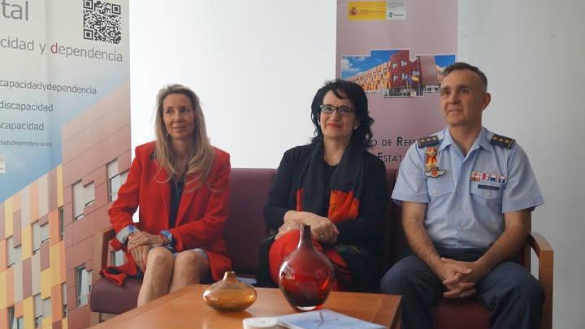 La Subdelegada del Gobierno inauguró las jornadas.