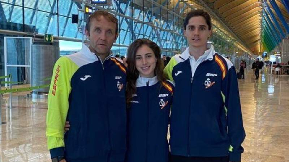 Villacorta y Roberto Aláiz, billetes leoneses rumbo a Turín. DL