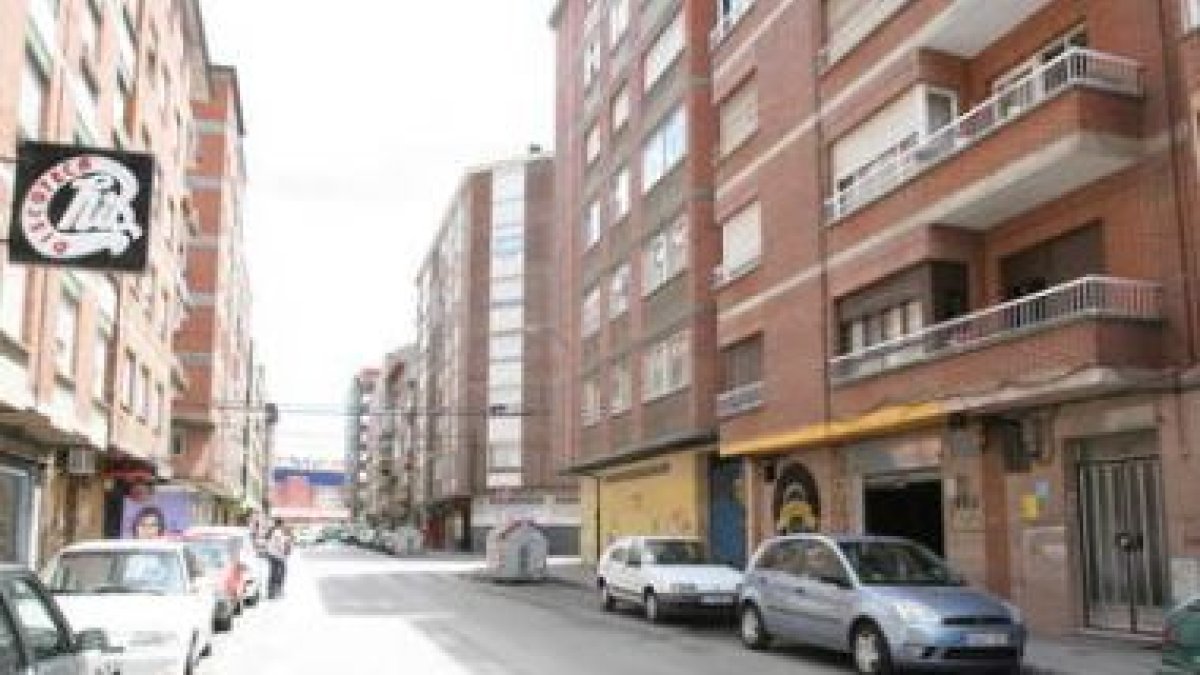 Los hechos ocurrieron en la zona de copas de El Temple, en calle Conde de los Gaitanes.