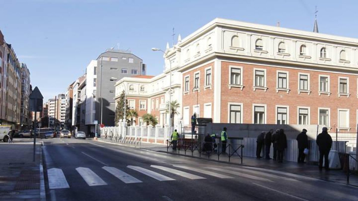 Exterior del colegio Maristas San José