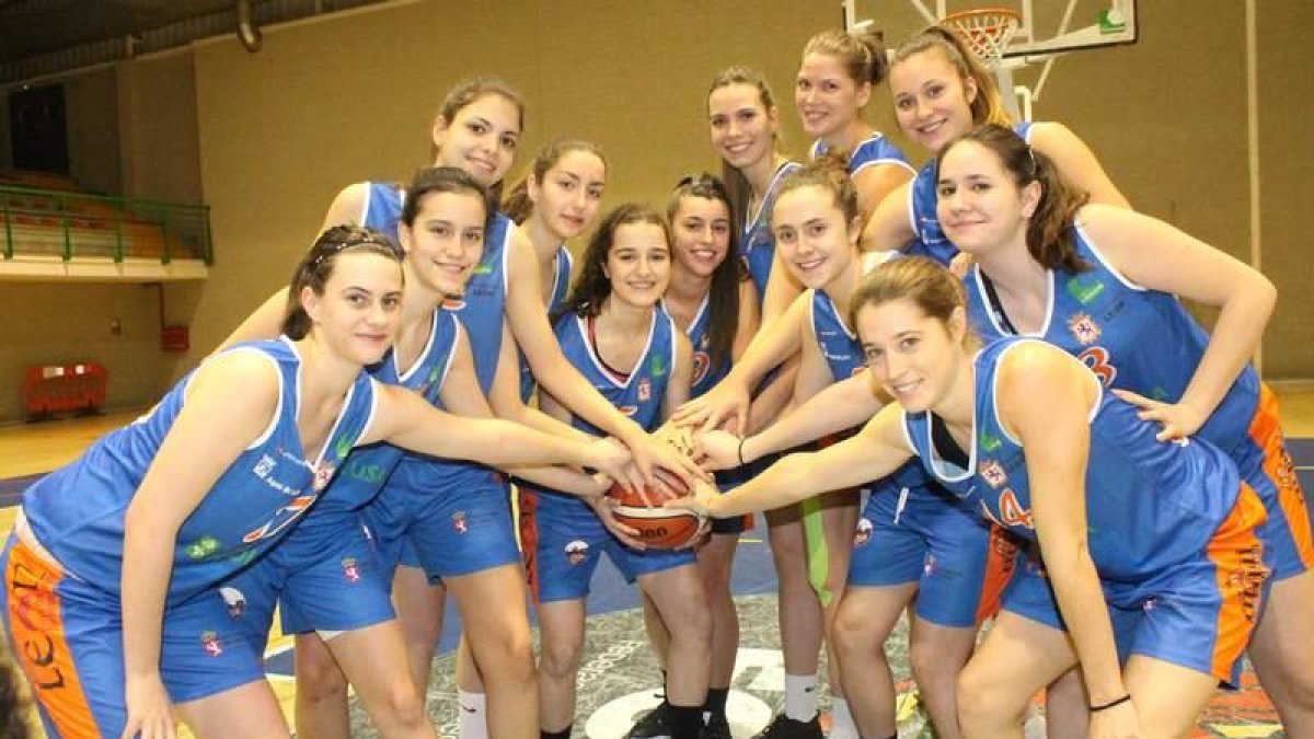El Aros Hijolusa se ha convertido en la sensación de la Liga Femenina 2. Su liderato con 16 triunfos en otros tantos encuentros es el mejor aval a un trabajo bien hecho. DL