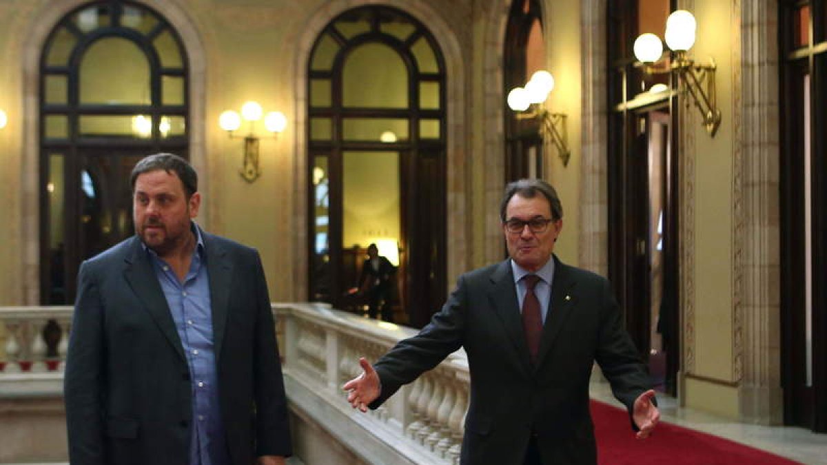 Junqueras y Mas en el Parlamento de Cataluña.