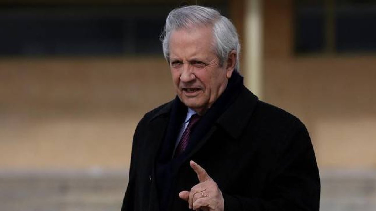 El abogado Javier Gómez de Liaño, este miércoles, a su salida de Soto del Real.