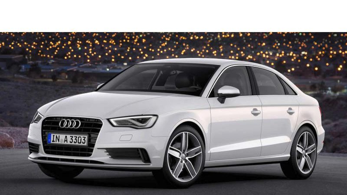 La versión S3 adopta un potenciado motor de 300 CV.
