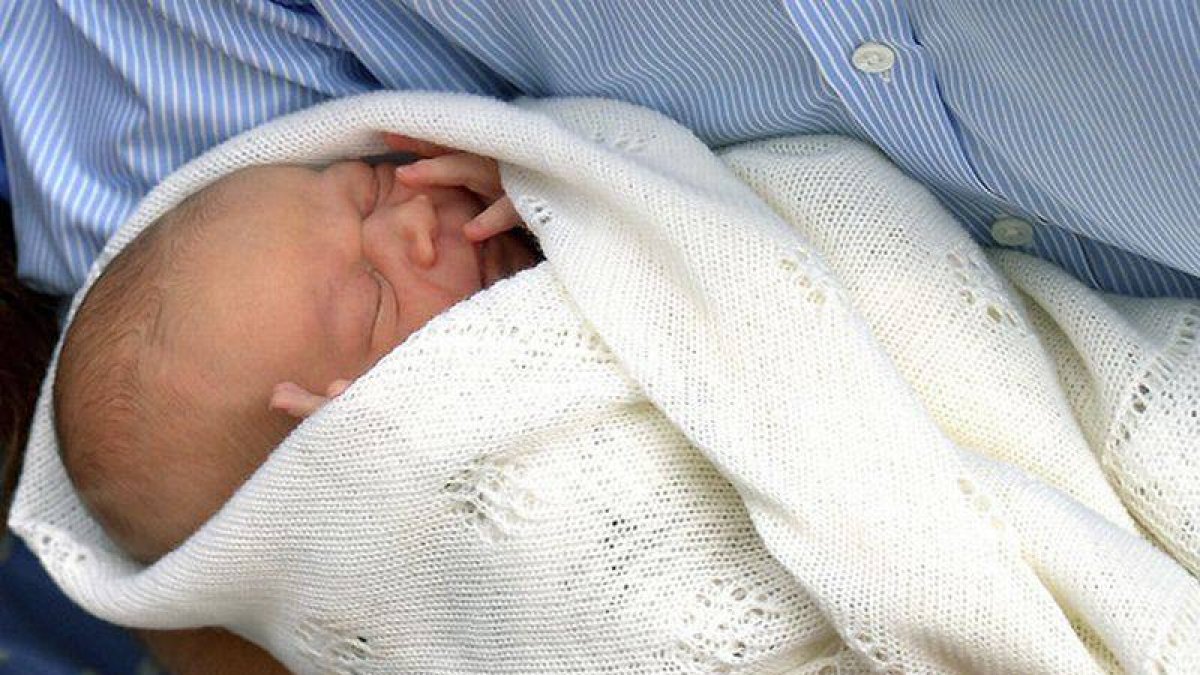 George Alexander Louis, este martes, al salir del hospital.George Alexander Louis, este martes, al salir del hospital.