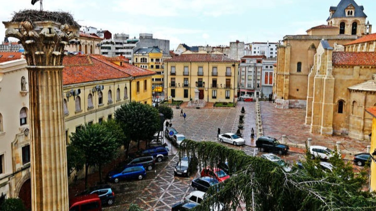 El acceso será por el bolardo de Ramón y Cajal a San isidoro. RAMIRO