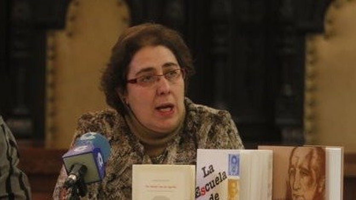 La que fuera concejala de Cultura de Astorga, Mercedes Rojo, es una de las personas que más se benefician del sistema de actividades de las bibliotecas, con intervenciones por las que cobra más de mil euros. DL