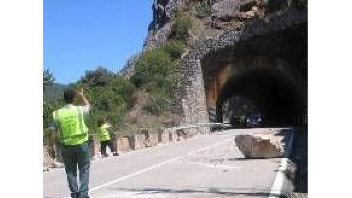 Agentes de Tráfico regularon de forma intermitente la circulación