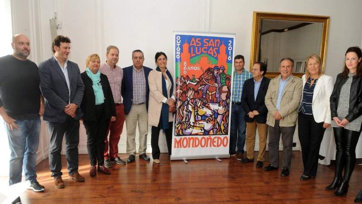 Un momento de la presentación, ayer en el hotel Conde Luna. DL