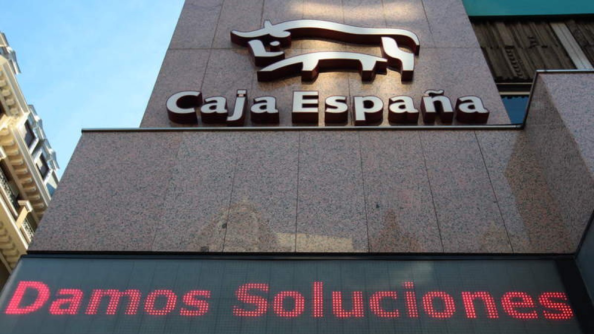 Sólo durante la crisis la provincia ha perdido una cuarta parte de su red de sucursales. RAMIRO