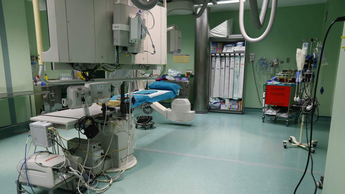 Las listas de espera para pruebas y operaciones son habituales en los hospitales de Sacyl.