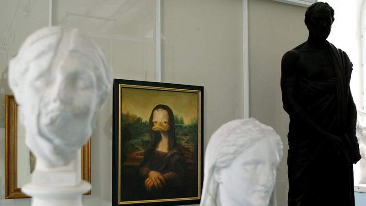 La Mona Lisa con la cara del Pato Donald en una exposición en Alemania