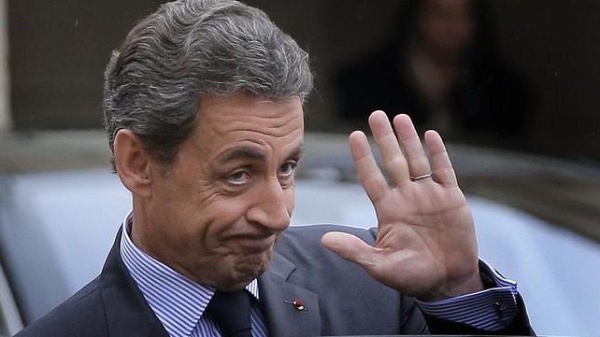 Nicolás Sarkozy, después de una reunión con el presidente francés, François Hollande, en el Palacio del Elíseo en París.