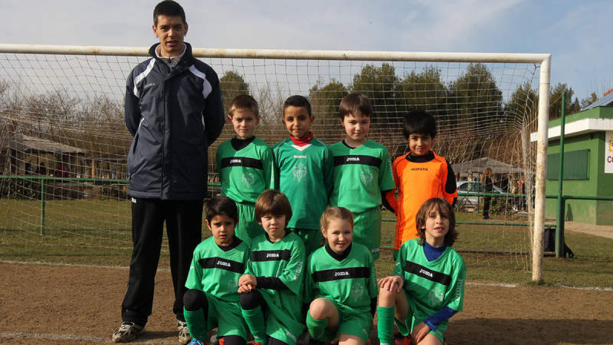 Formación del equipo del Bosco B que milita en la categoría prebenjamín.
