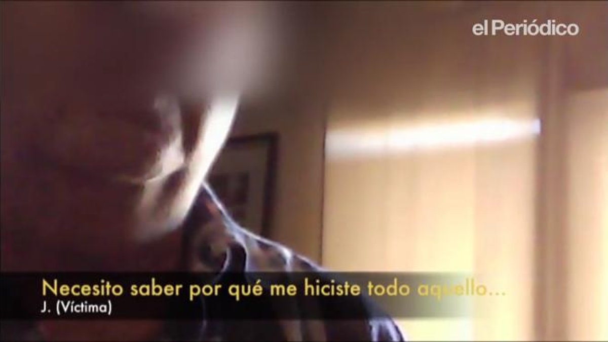 J, victima de abusos continuados entrevista a su exprofesor.