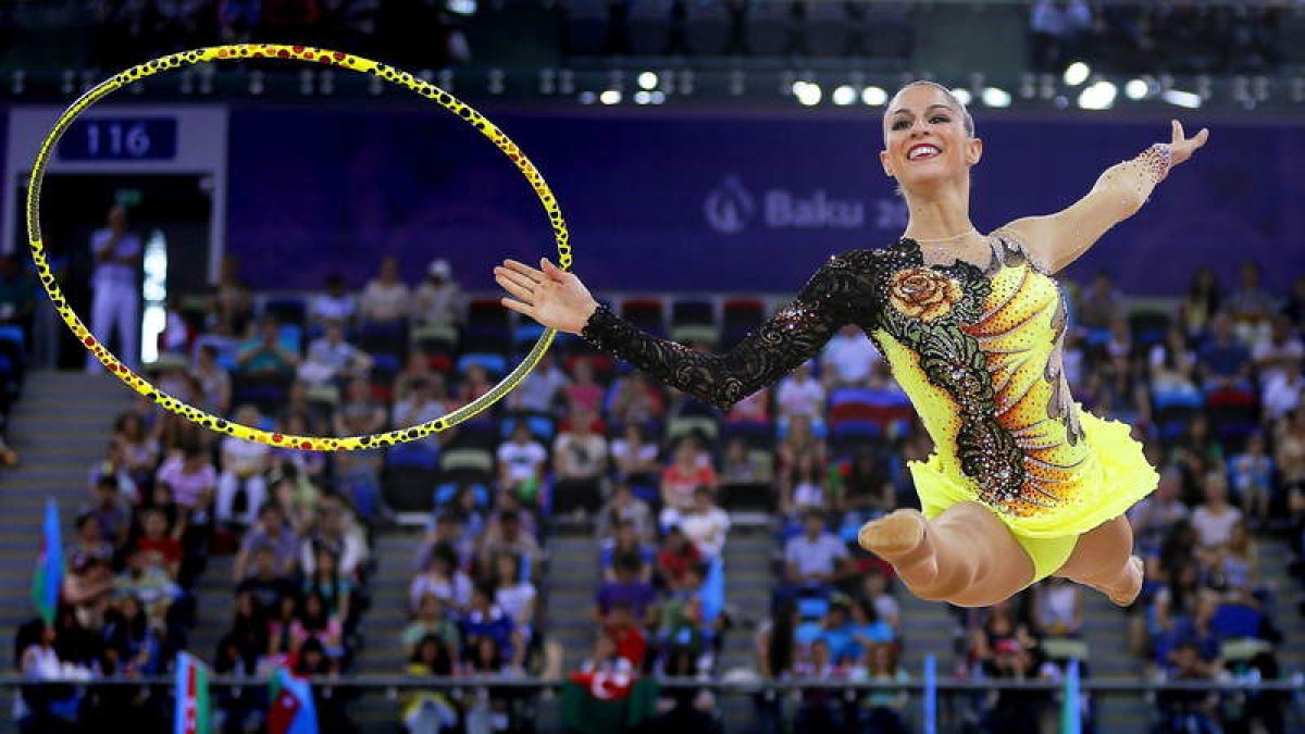 La leonesa Carolina Rodríguez defiende título en el Nacional de gimnasia rítmica.