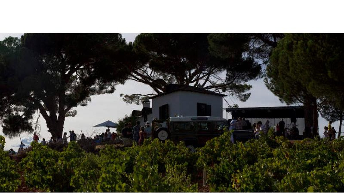 La Cabaña de los Pinos, en Villafranca, donde ayer actuó el grupo vasco de tecno pop Delorean dentro del Evento Sarmiento