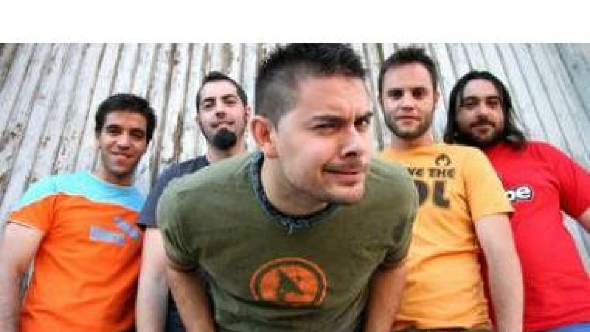 Los cinco miembros del grupo Despistaos traerán a Ponferrada sus canciones.