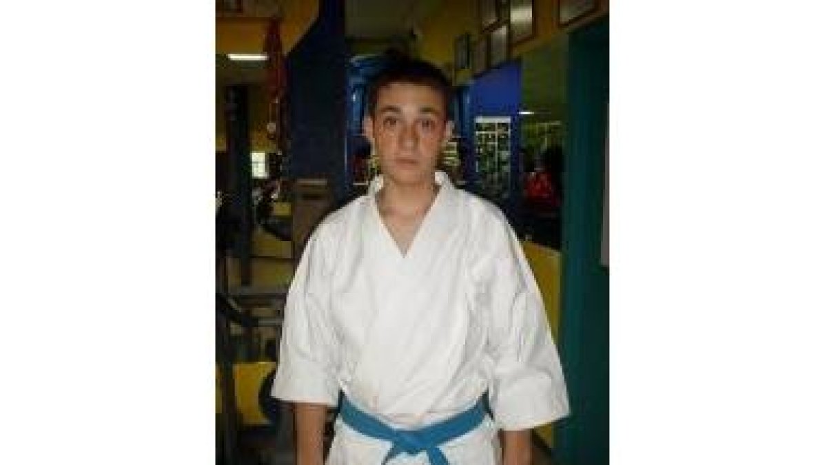 Jaime Balboa, con su traje de karateka