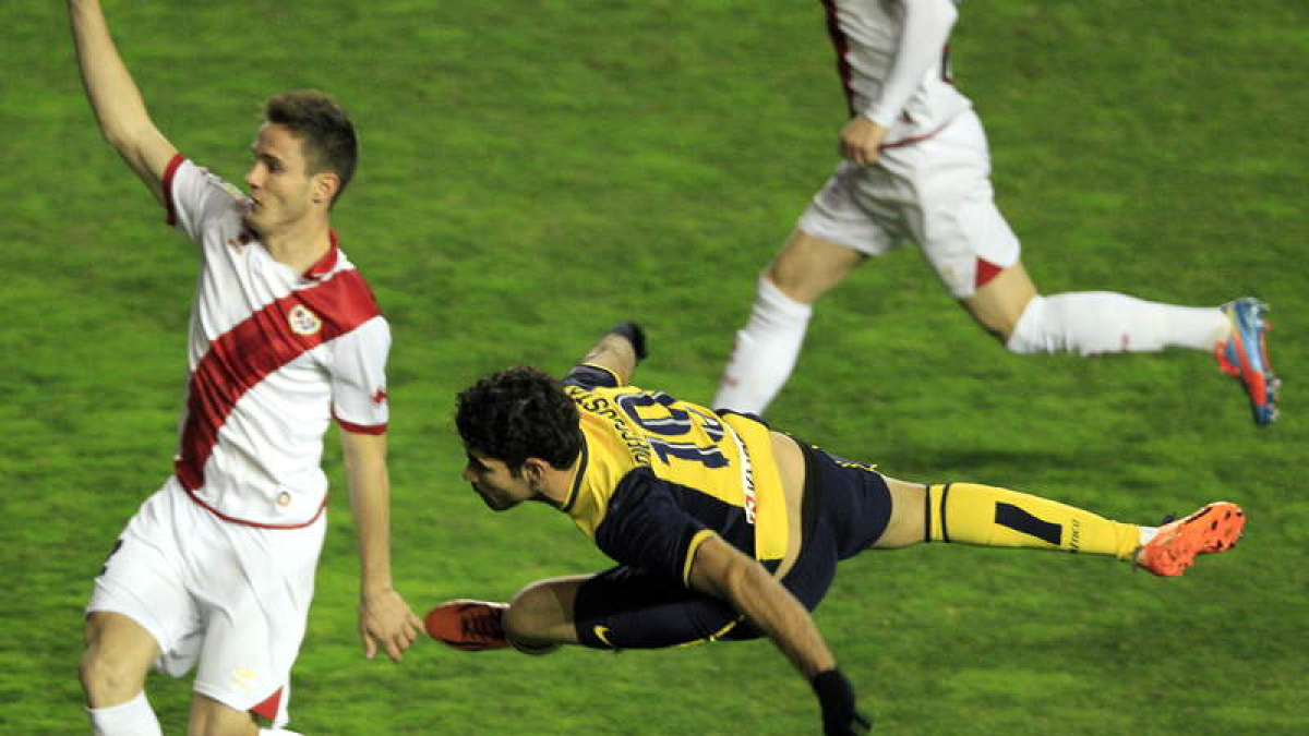 Diego Costa no marcó frente al Rayo, pero fue una pesadilla para la defensa rival.