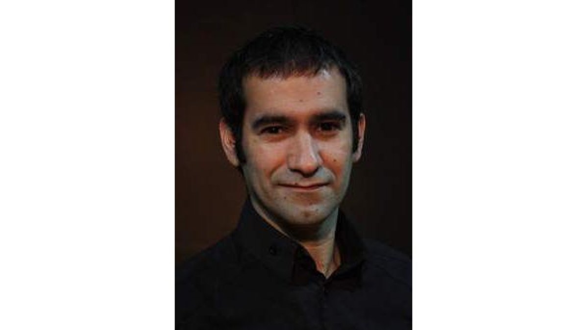 El autor ha trabajado para varias cadenas de televisión.