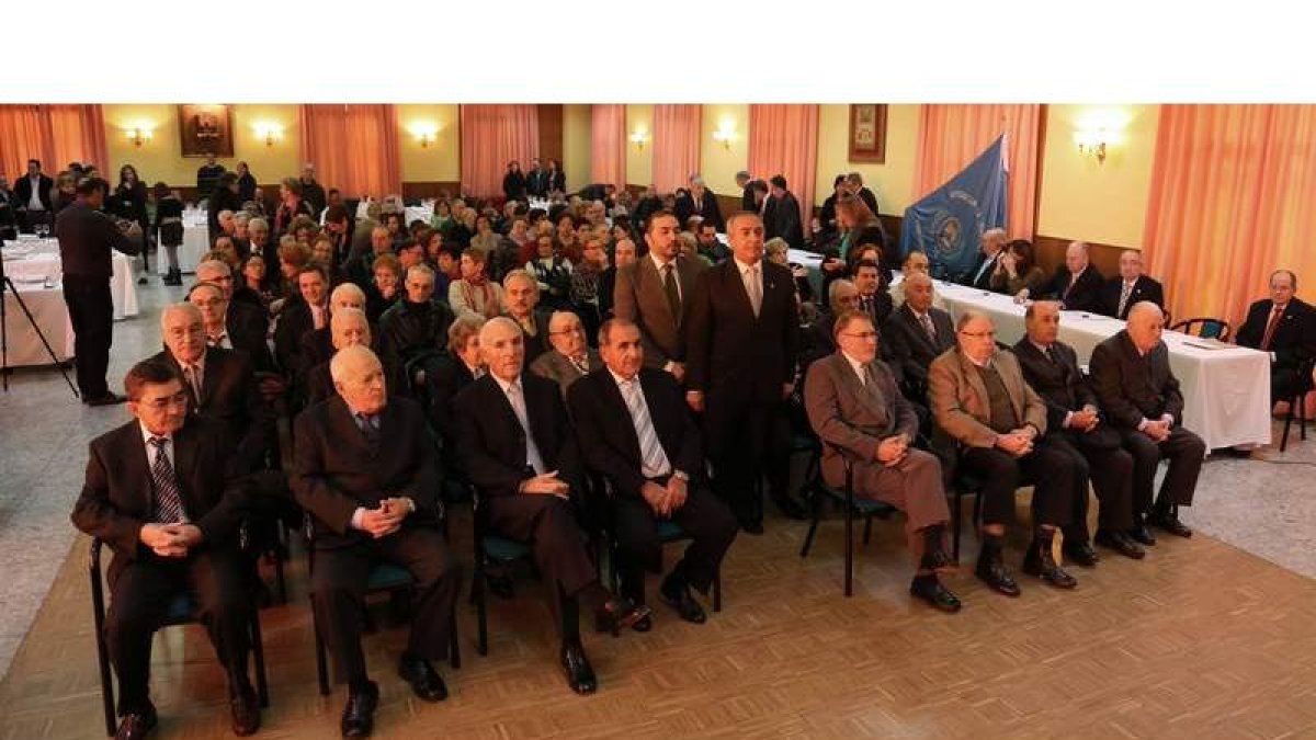 El acto de La Obrera estuvo ayer muy concurrido con la presencia de numerosos socios.