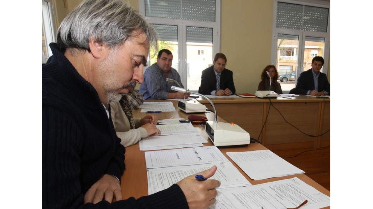 El concejal de UPyD, durante un pleno municipal.