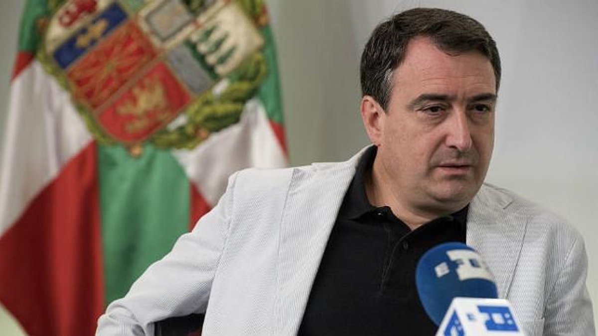 El portavoz del PNV en el Congreso de los Diputados, Aitor Esteban, en una entrevista con Efe.