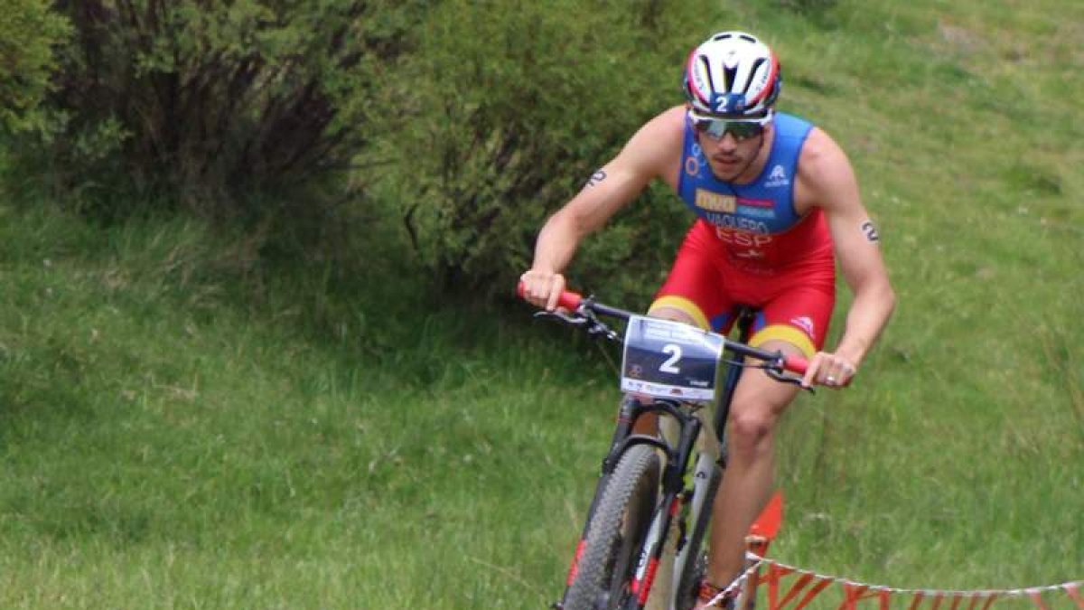 El joven triatleta benaventano Sixto Vaquero. DL