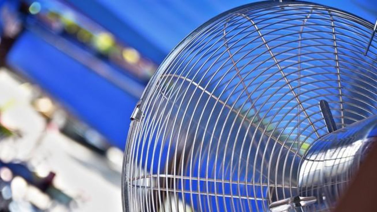 El ventilador, uno de los artilugios para sobrellevar el calor veraniego