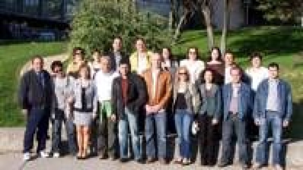 El candidato del PB Iván Alonso posó con los integrantes de su lista