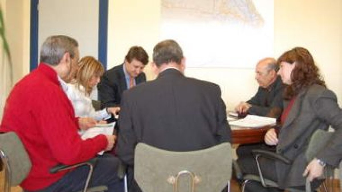 Mª Eugenia Gancedo y Manuel Rubial se reunieron con responsables de Serfunle