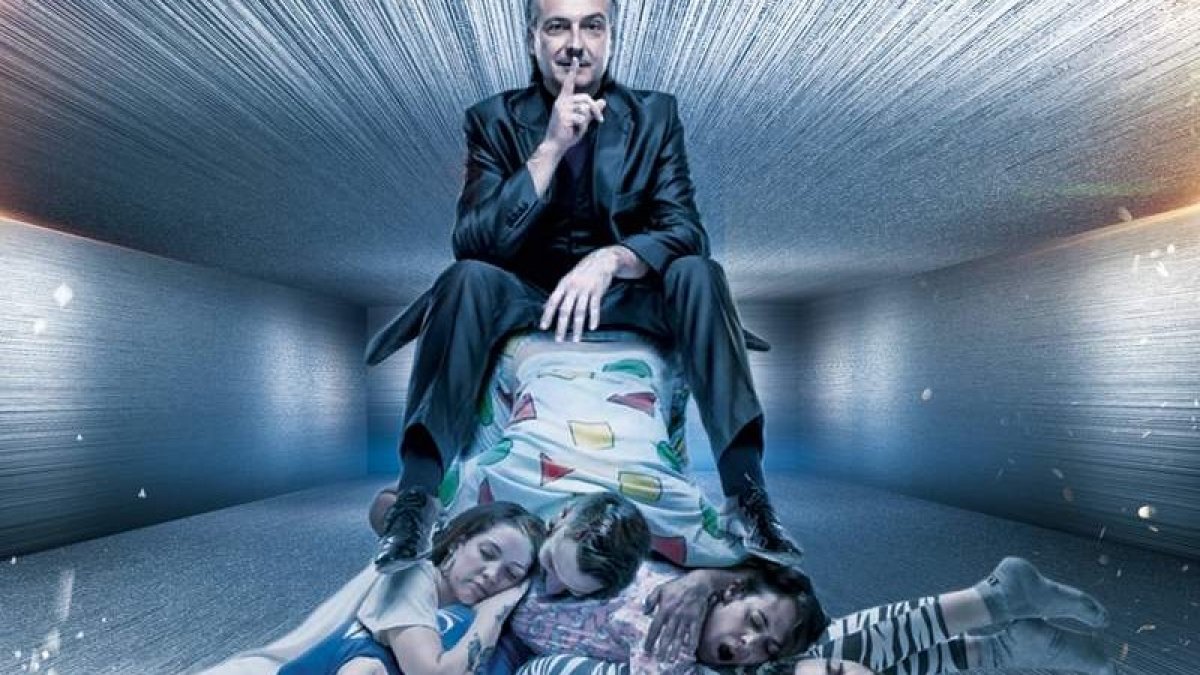 Cartel de Jeff Toussaint, que llega demuestra en León sus dotes como hipnotista. DL