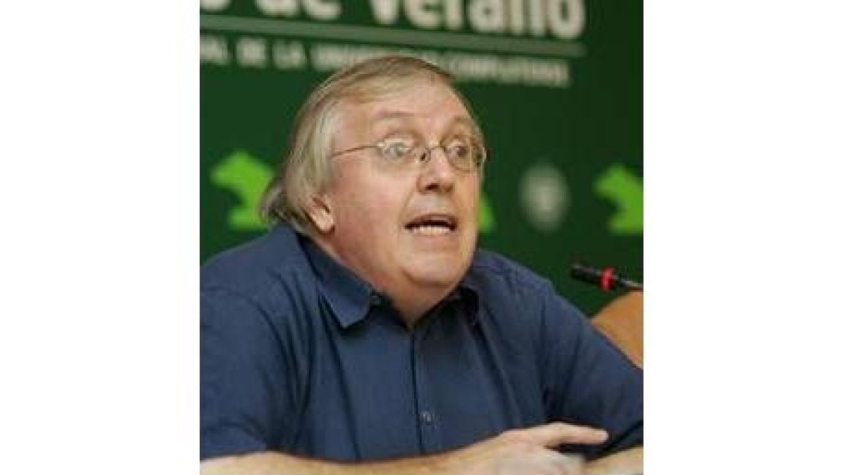 Preston pronunció la conferencia «El gran manipulador», sobre Franco