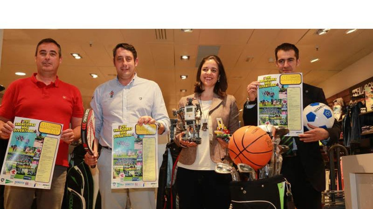 Presentación del campus del León Club de Golf en El Corte Inglés.