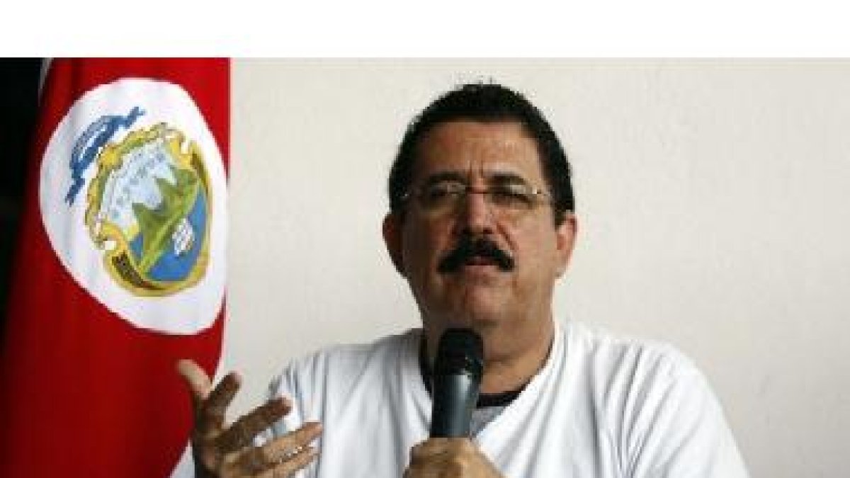 Manuel Zelaya en Costa Rica.