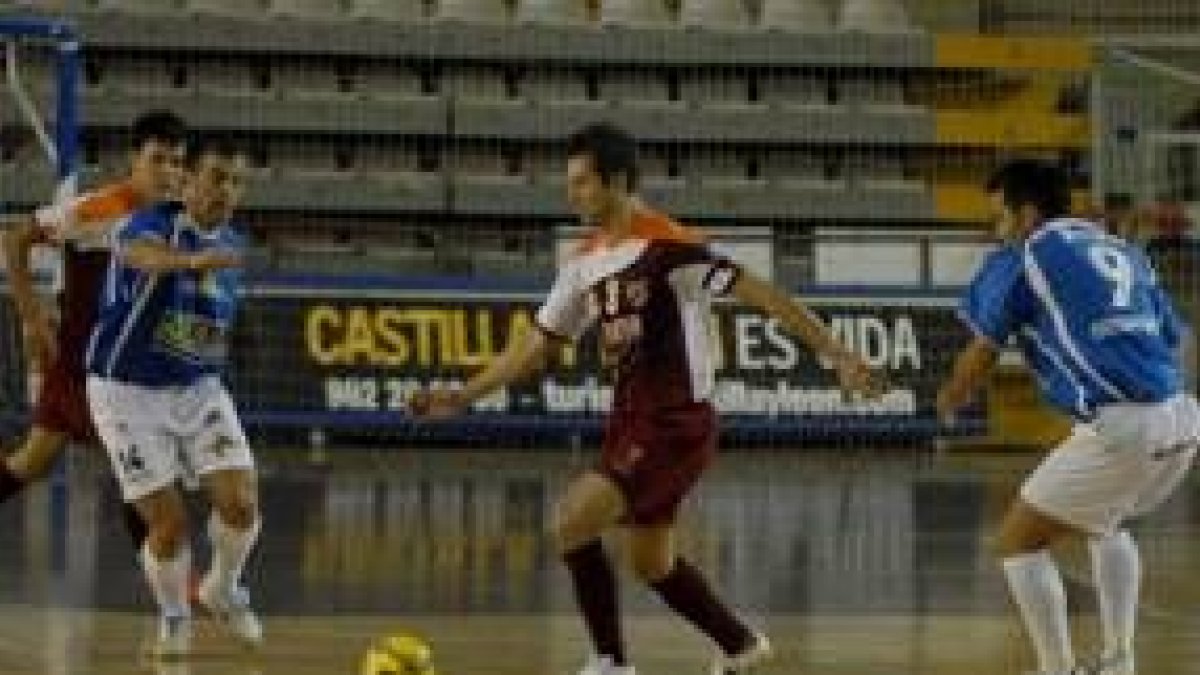 El Ram consiguió un valioso empate a domicilio que le consolida arriba en la tabla