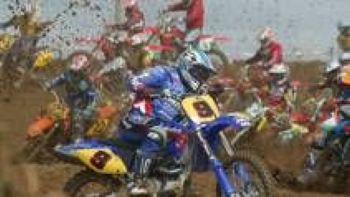 Los mejores pilotos de motocross se darán cita el próximo domingo en La Bañeza