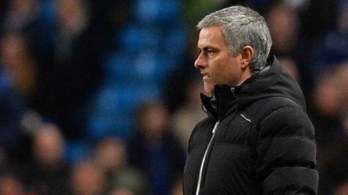 José Mourinho, durante el último partido del Chelsea frente al Manchester City.