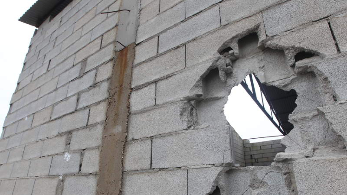Los detenidos probaron explosivos en naves ganaderas en ruinas entre Pobladura e Igüeña.