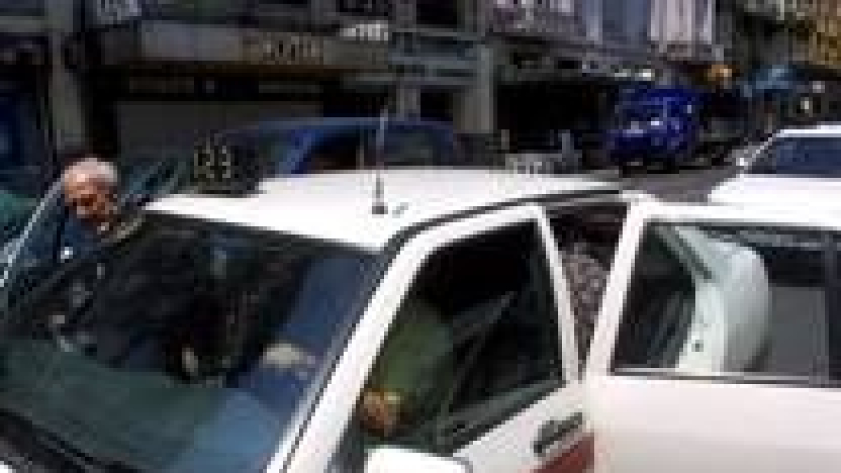 El número de taxistas en León ha descendido con el plan de viabilidad ideado en el año 2000