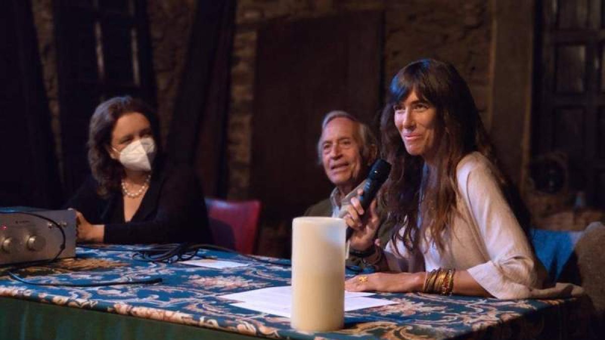 Magdalena Suárez, Ignacio Ferrari y Sandra Zobel. MANOLO DIAGO